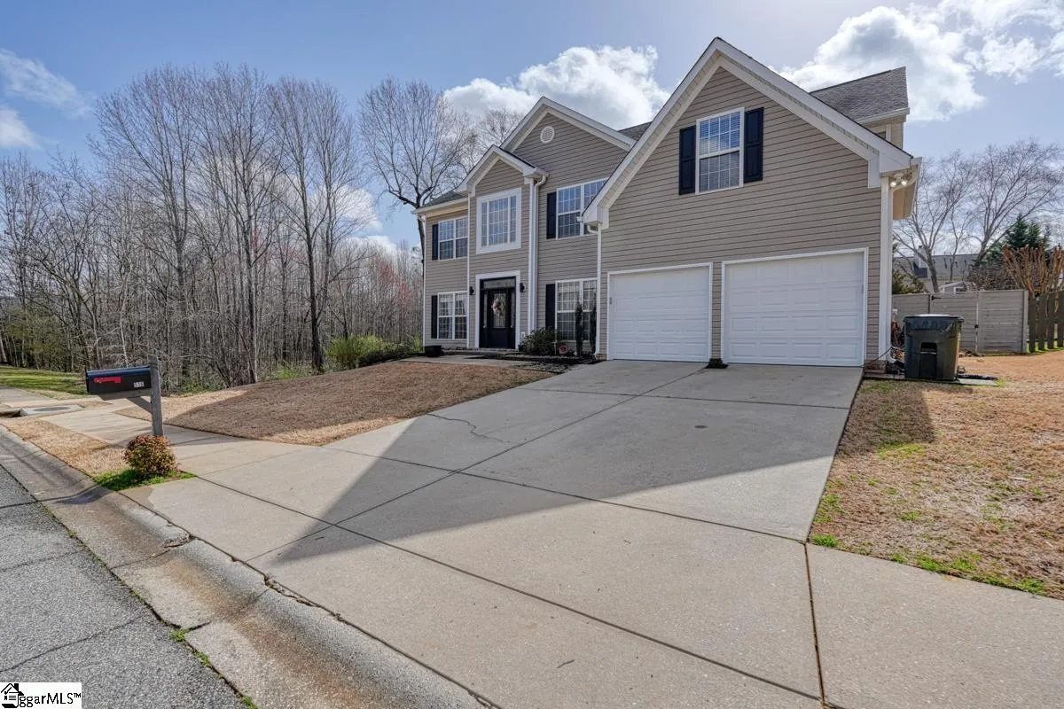 Property image 3 at 516 Morning Creek Place, Greenville, SC 29607