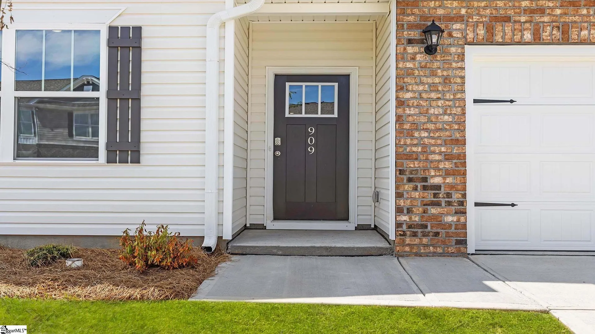 Property image 3 at 909 Pineland Drive, Woodruff, SC 29388