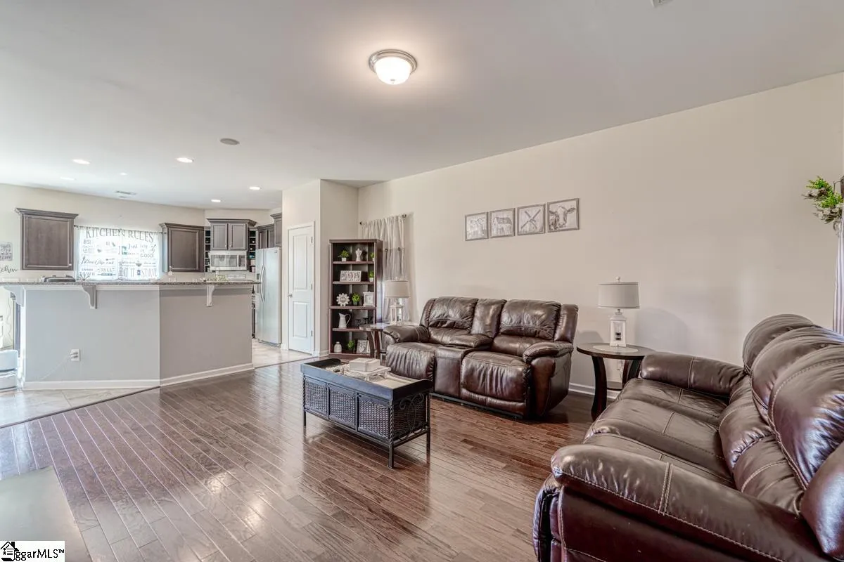 Property image 3 at 955 Rip Rap Drive, Boiling Springs, SC 29316
