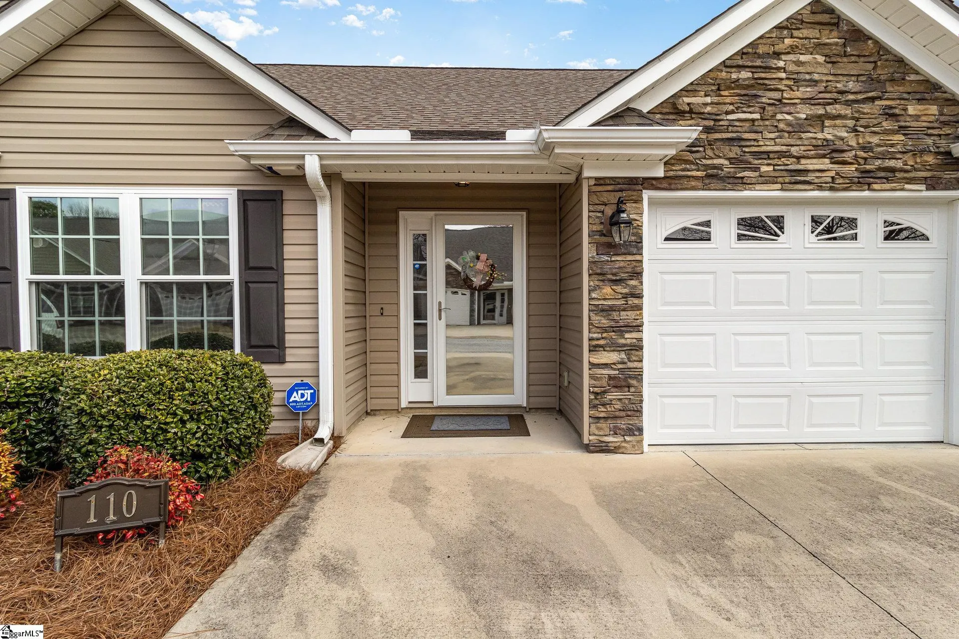 Property image 3 at 110 Shalom Drive, Simpsonville, SC 29681