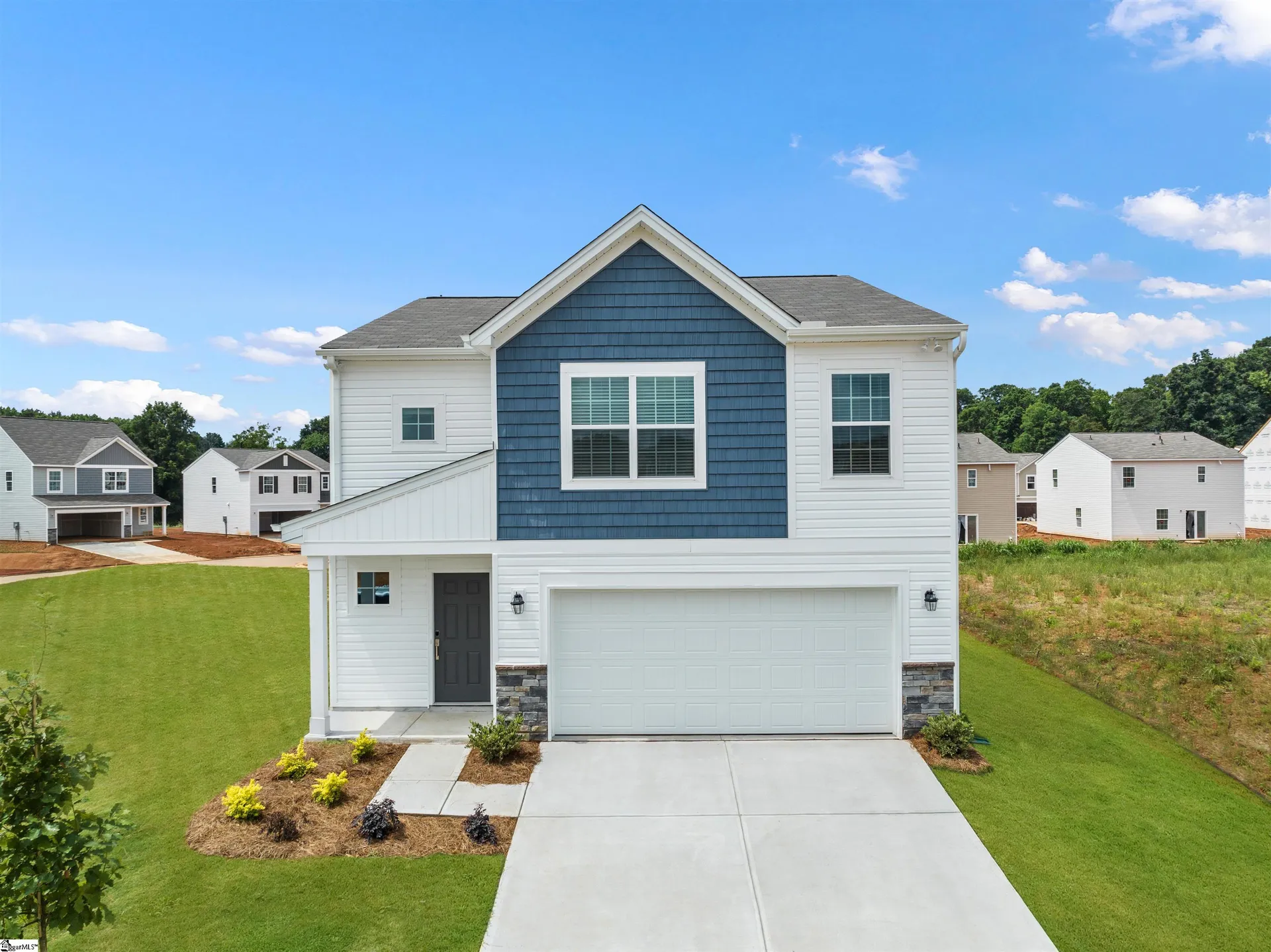 Property image 2 at 224 Wintersweet Way, Greenville, SC 29605