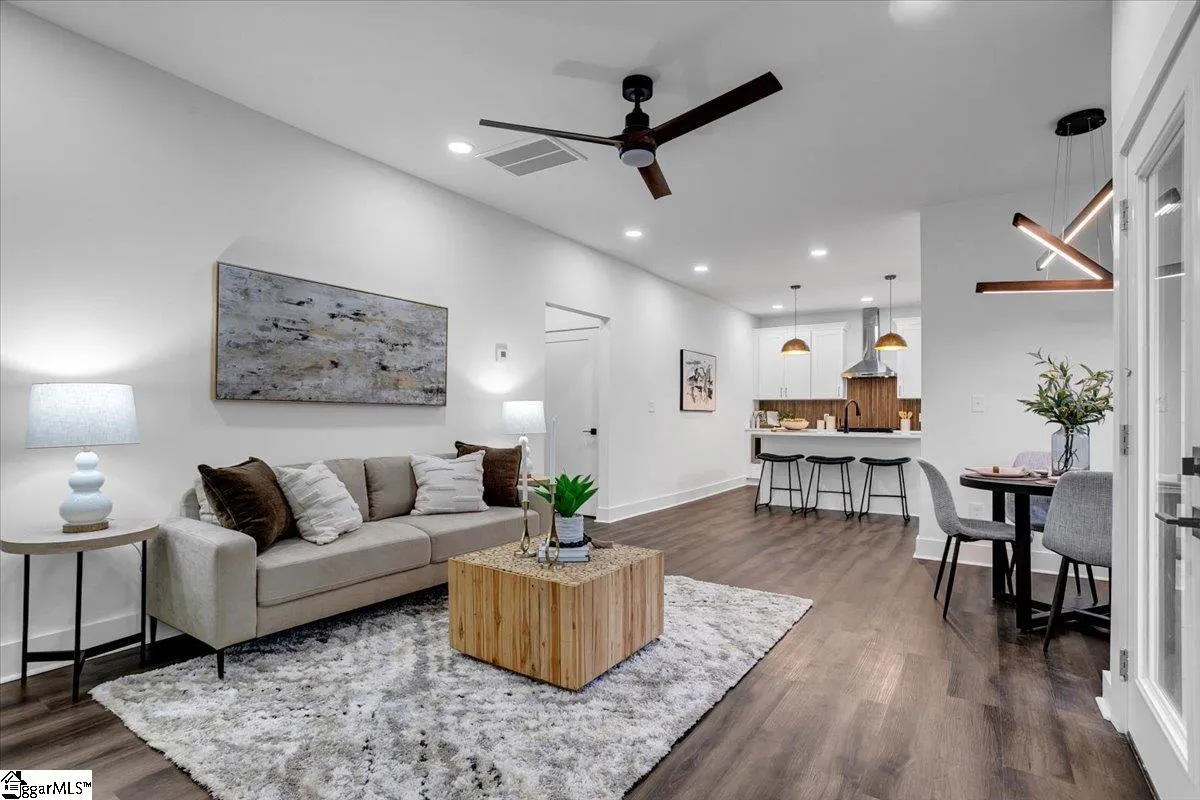 Property image 2 at 25 Gatling Avenue, Greenville, SC 29605
