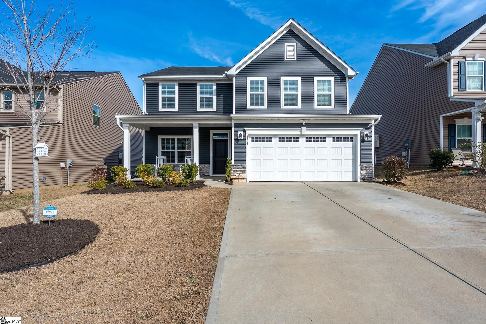 Westgrove Village, Moore Community