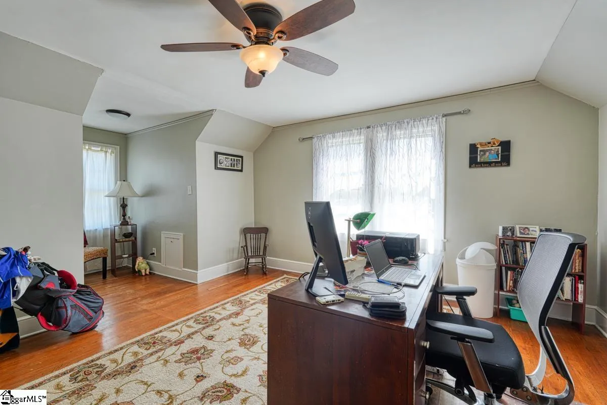 Property image 3 at 250 W Park Drive, Spartanburg, SC 29306