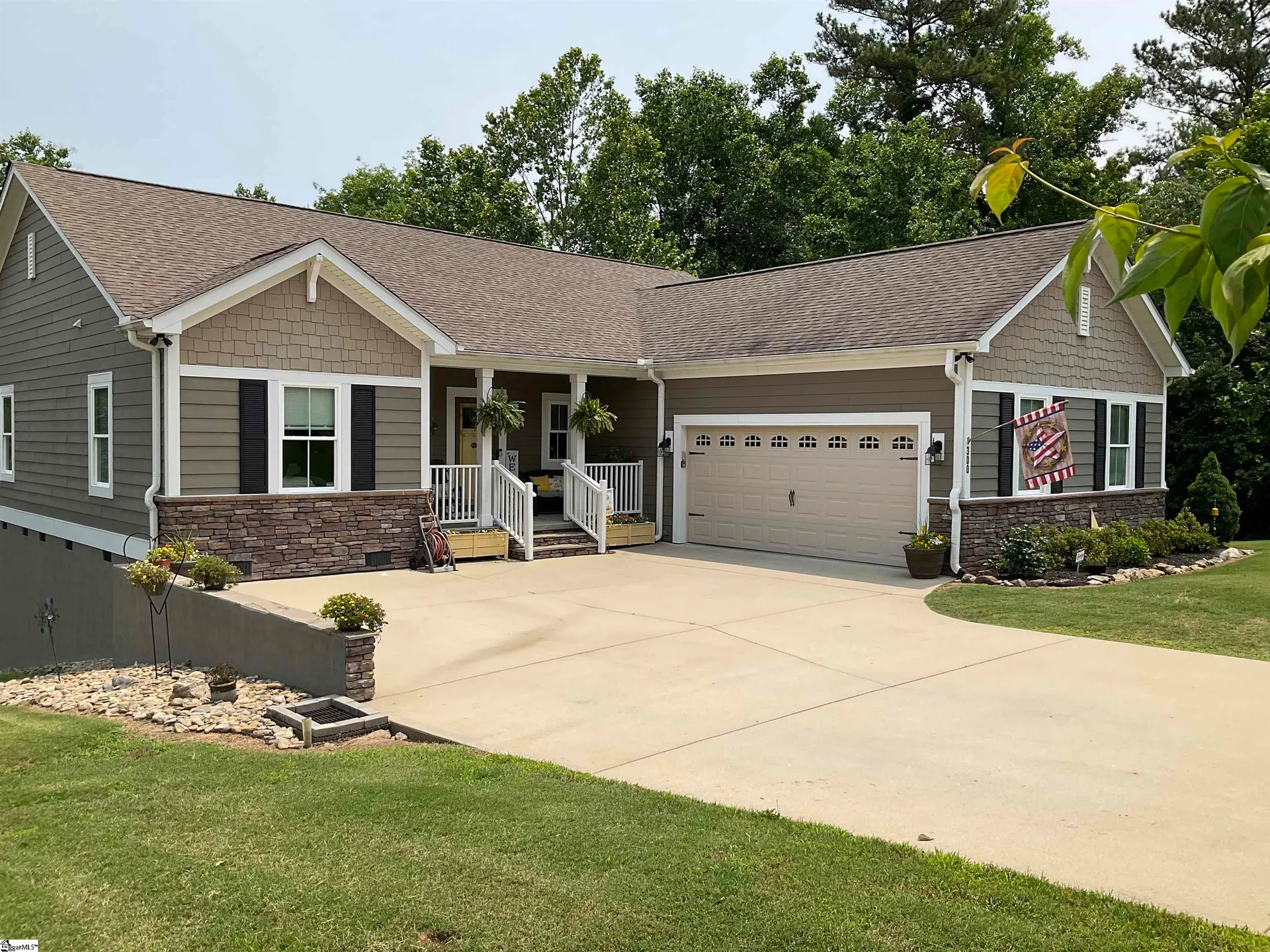 Property image 3 at 300 Wedge Way, Travelers Rest, SC 29690