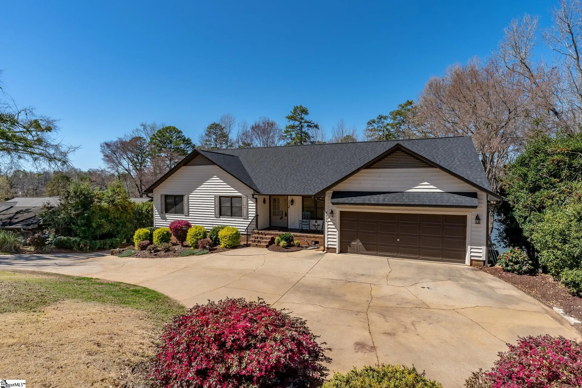 Property image 2 at 334 Green Hill Drive, Anderson, SC 29621-2433