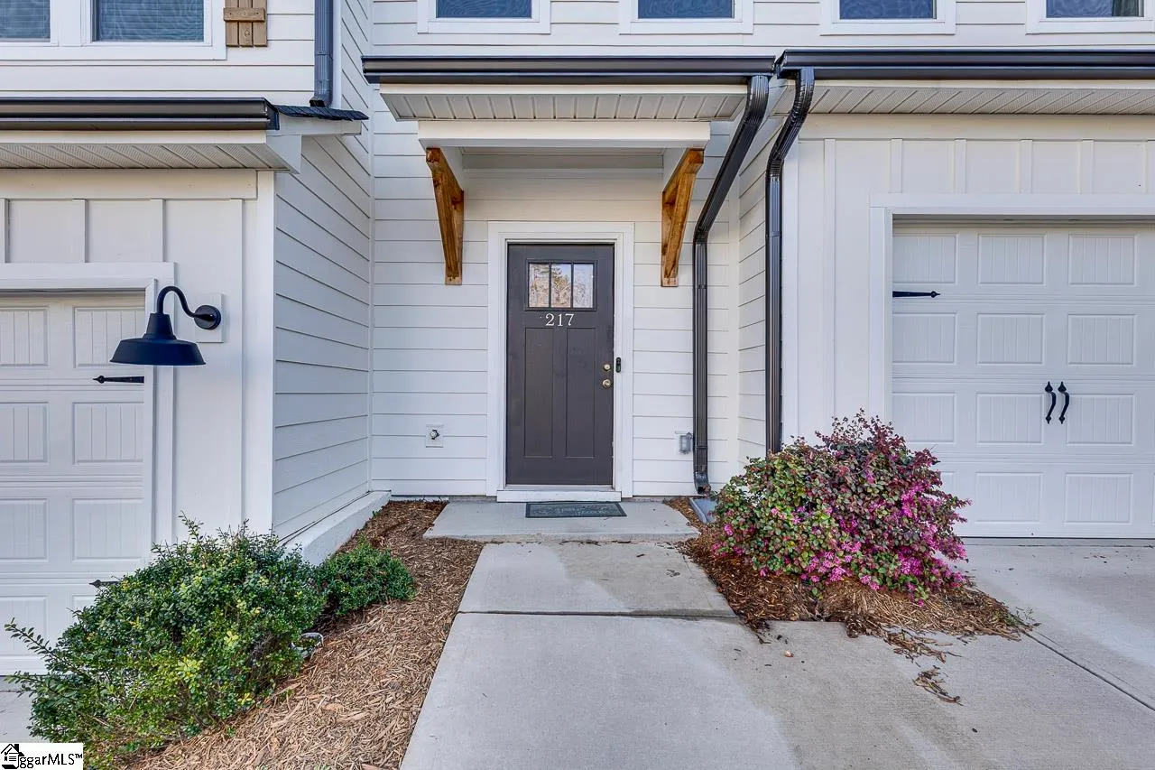 Branchwood, Greer Community