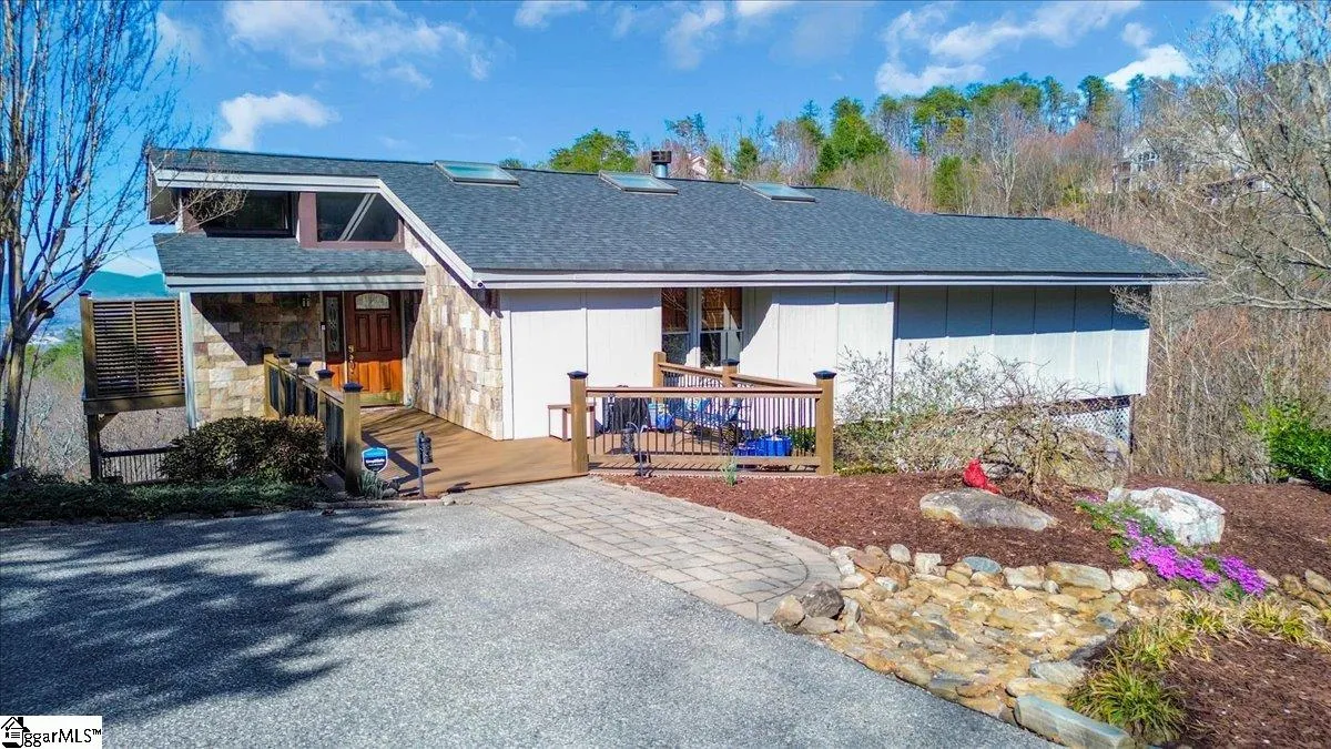 41 Old Altamont Ridge Road