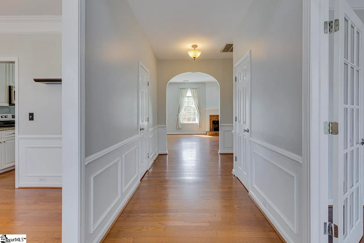 Property image 3 at 4 Shadowrock Court, Simpsonville, SC 29681