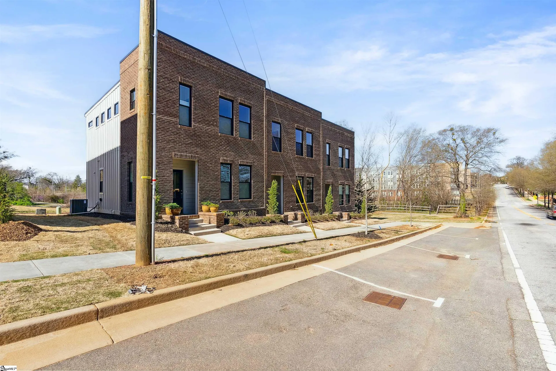 Property image 3 at 290 College Street, Spartanburg, SC 29303
