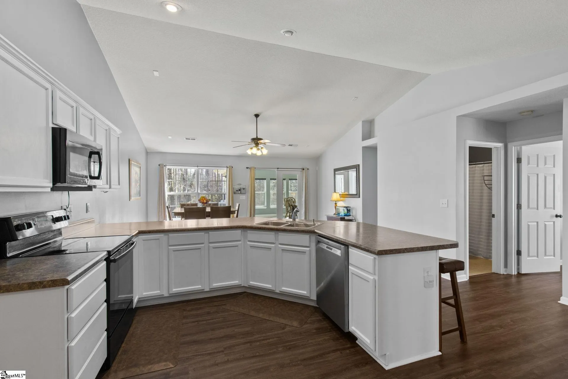 Property image 4 at 33 Sacha Lane, Travelers Rest, SC 29690-8434