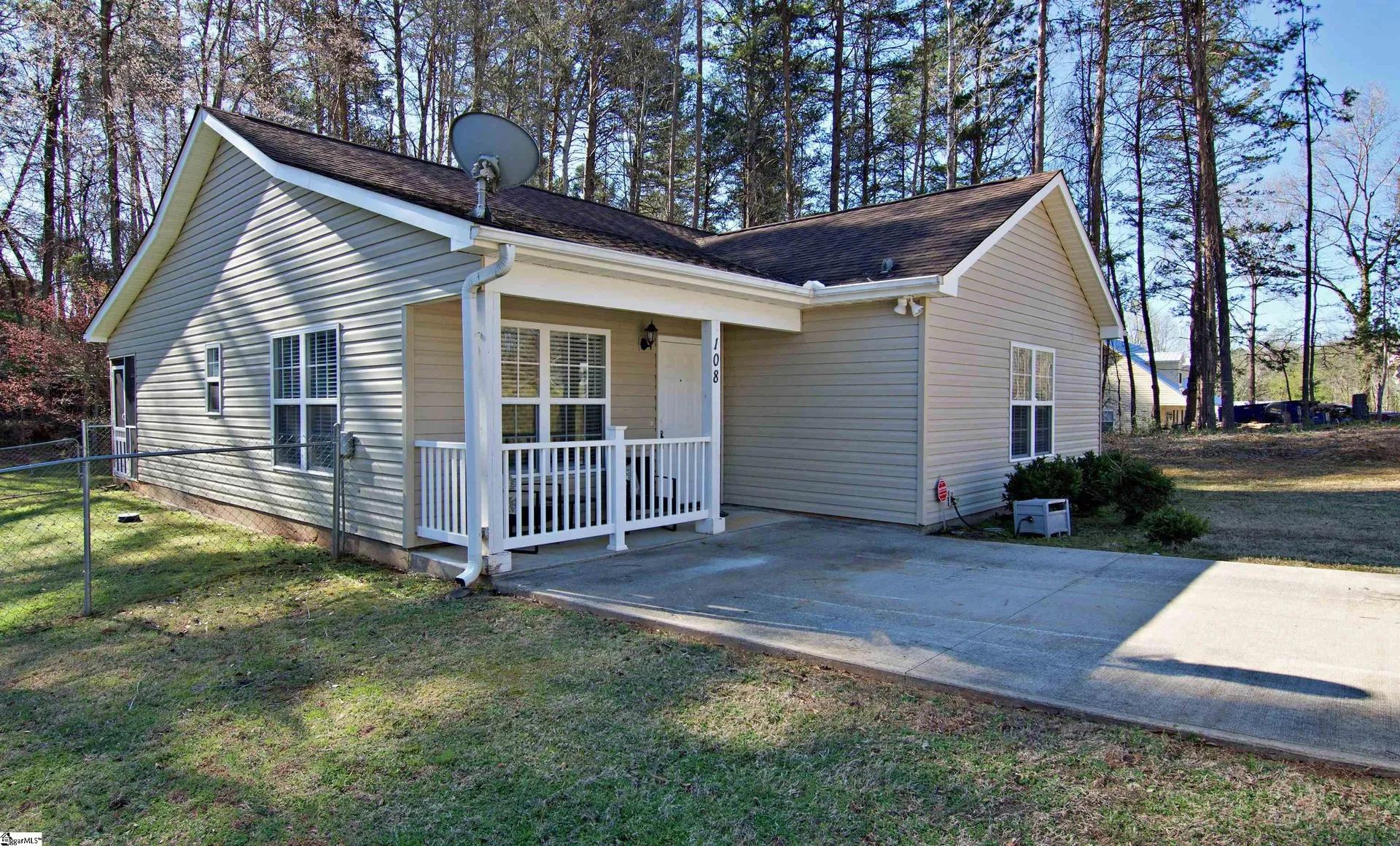 Property image 2 at 108 Elm Drive, Westminster, SC 29693