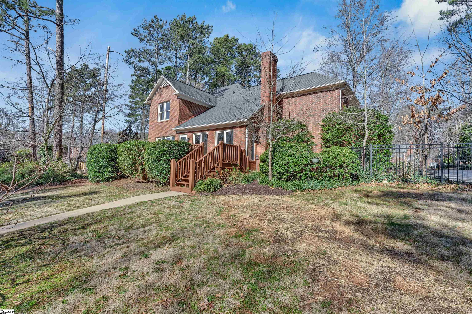 Property image 3 at 410 E Woodbury Lane, Spartanburg, SC 29301