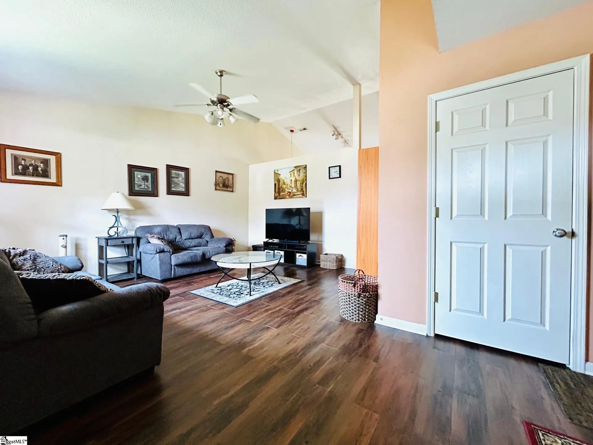 Property image 4 at 128 Flint Lane, Greer, SC 29651-6401