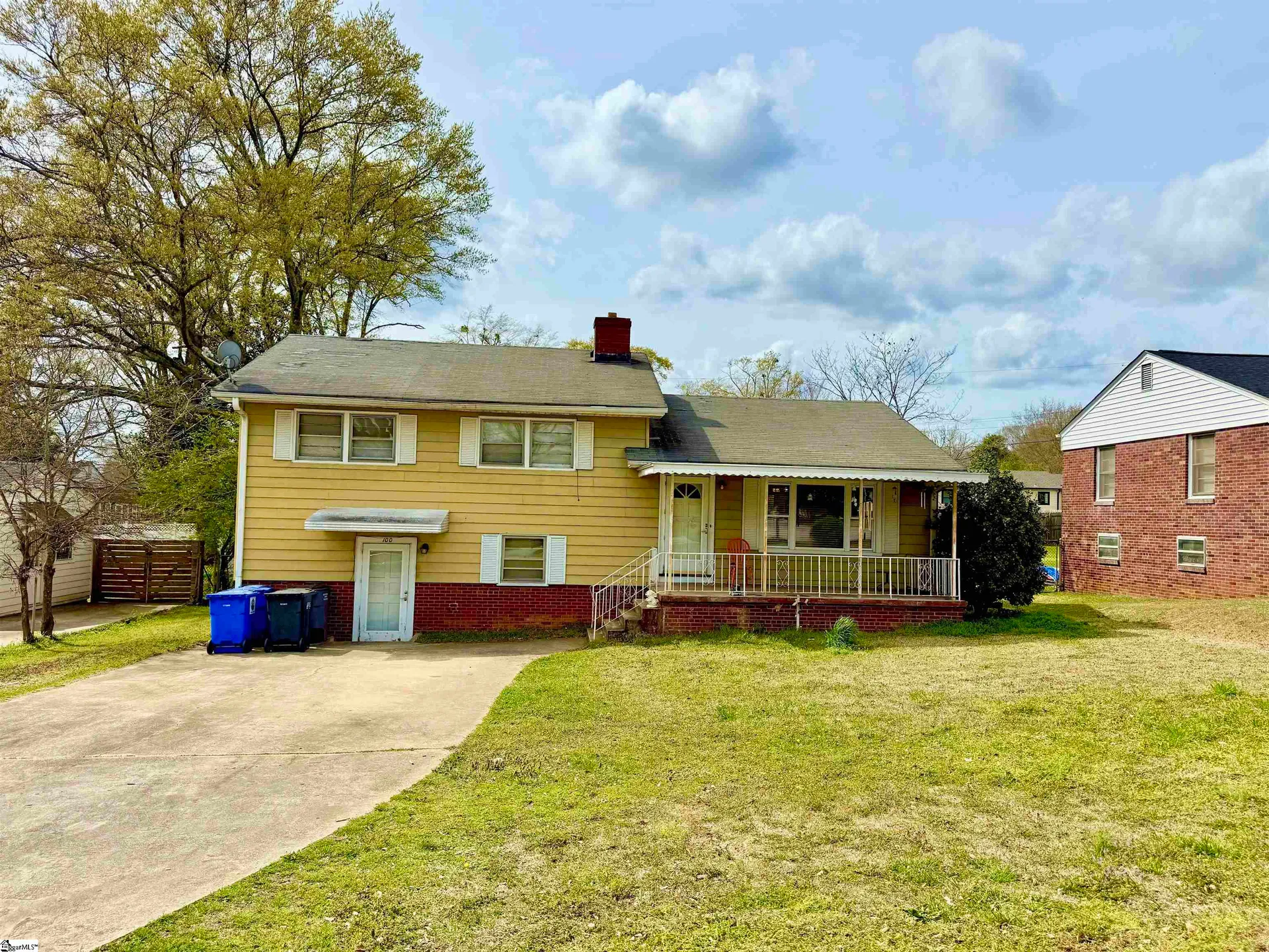 100 Farmington Road