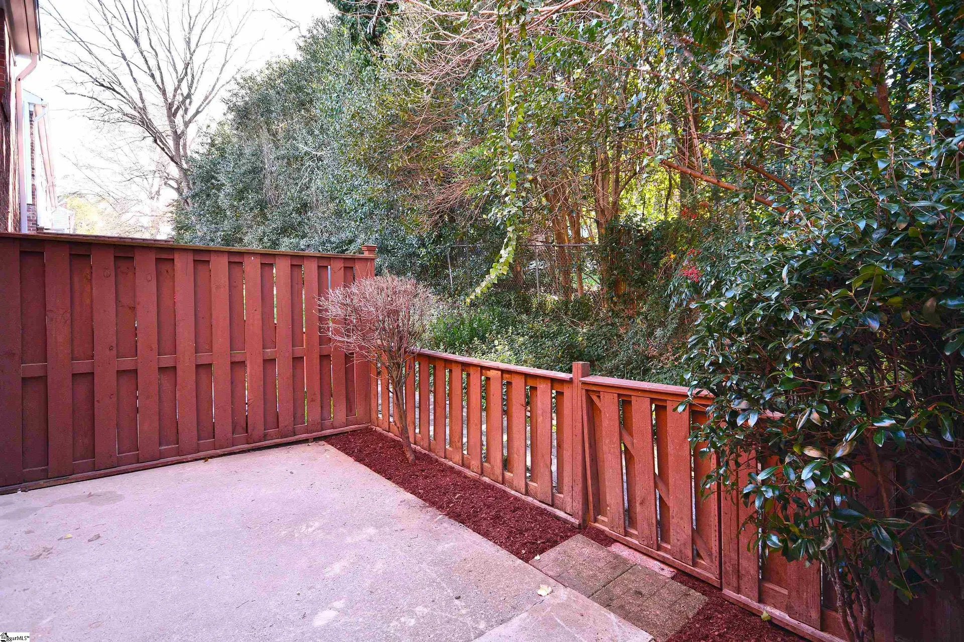 Property image 4 at 815 Edwards Road, Greenville, SC 29615