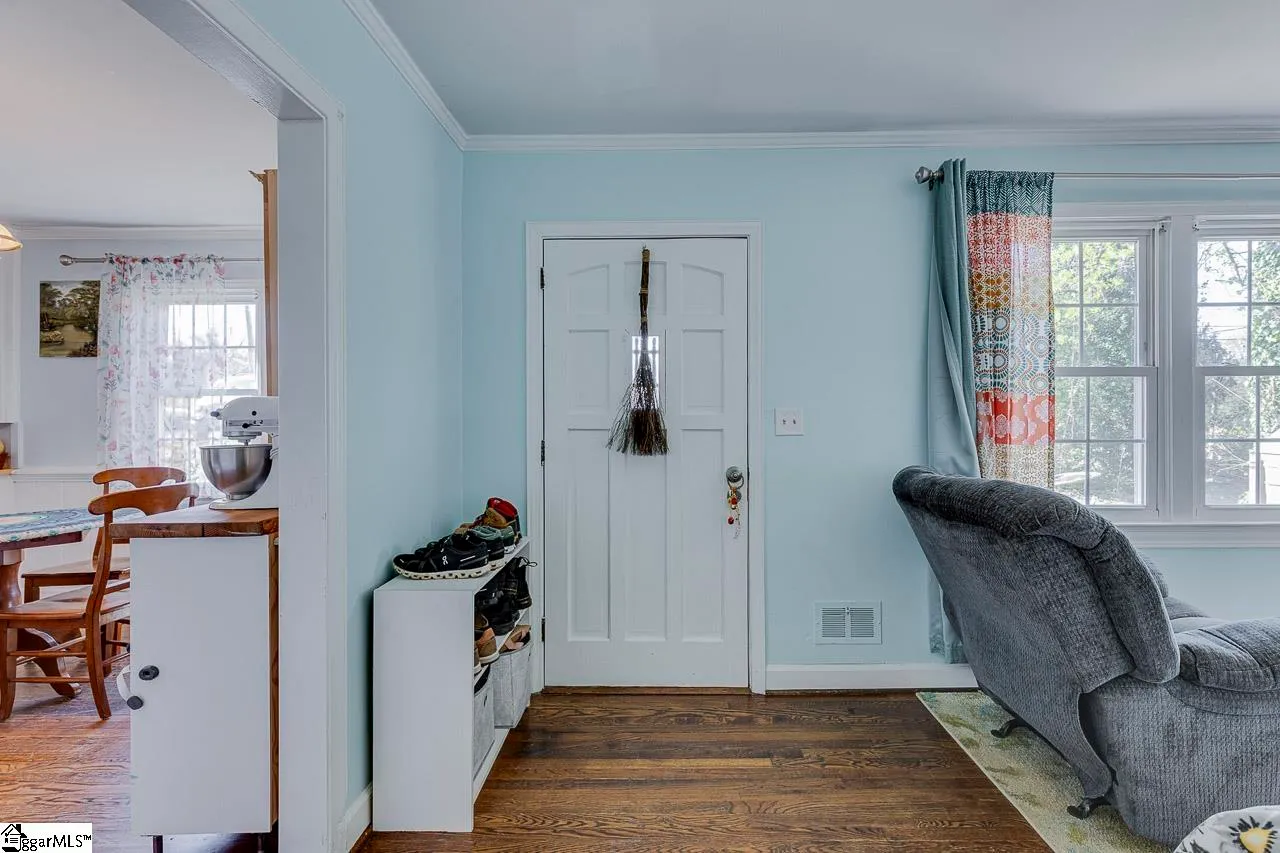 Property image 4 at 15 Conway Drive, Greenville, SC 29615