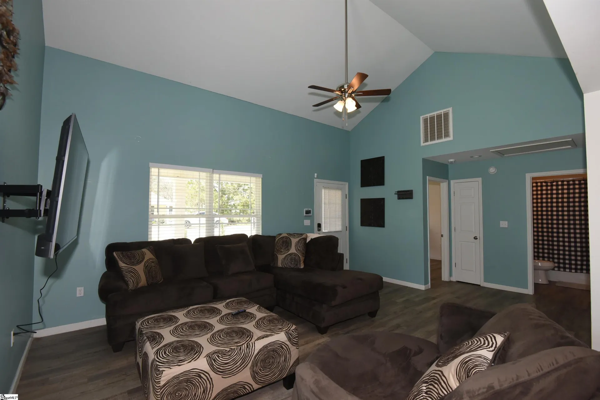 Property image 4 at 121 Colleton Lane, Clinton, SC 29325