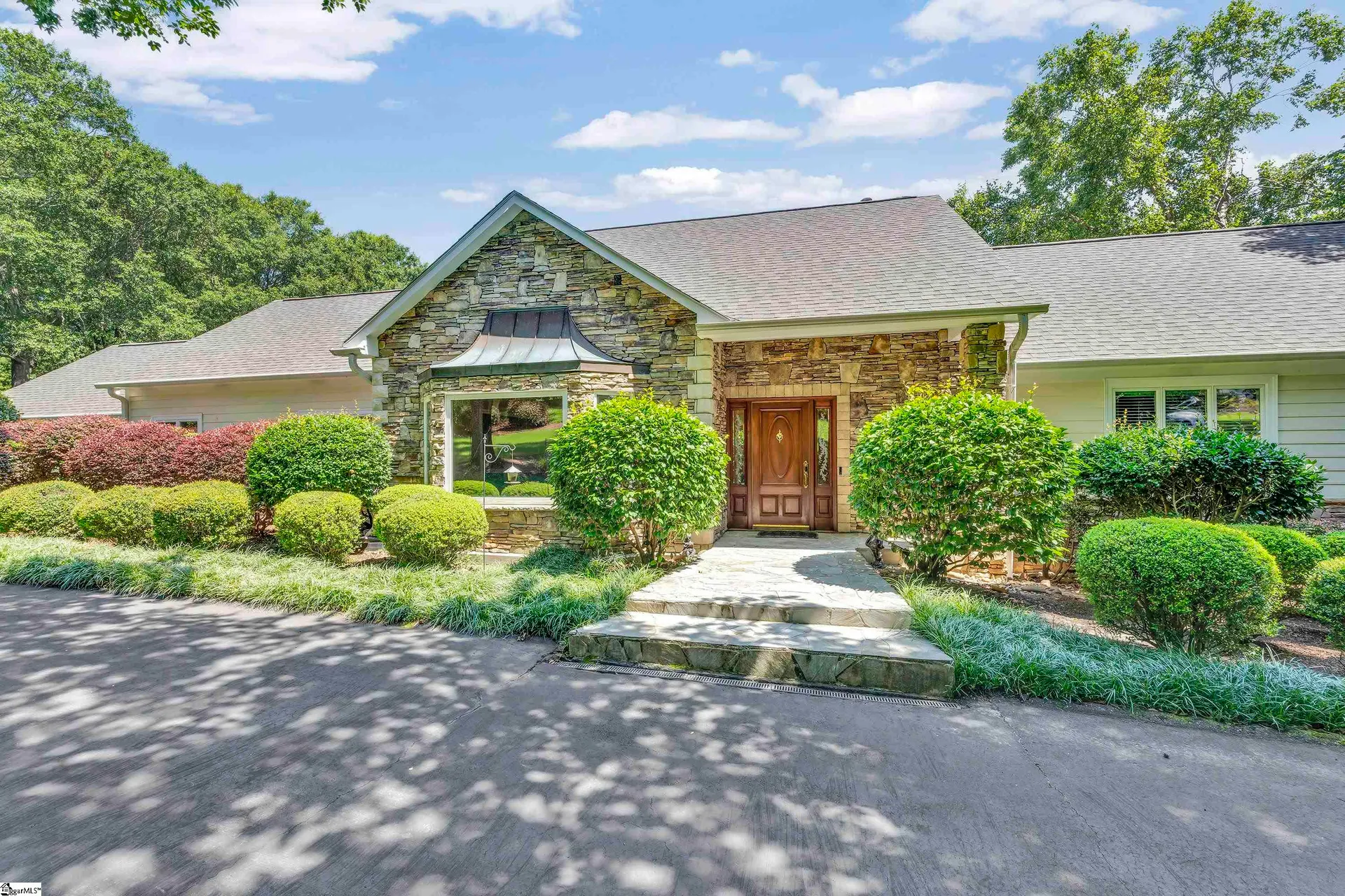 15 Darien Way