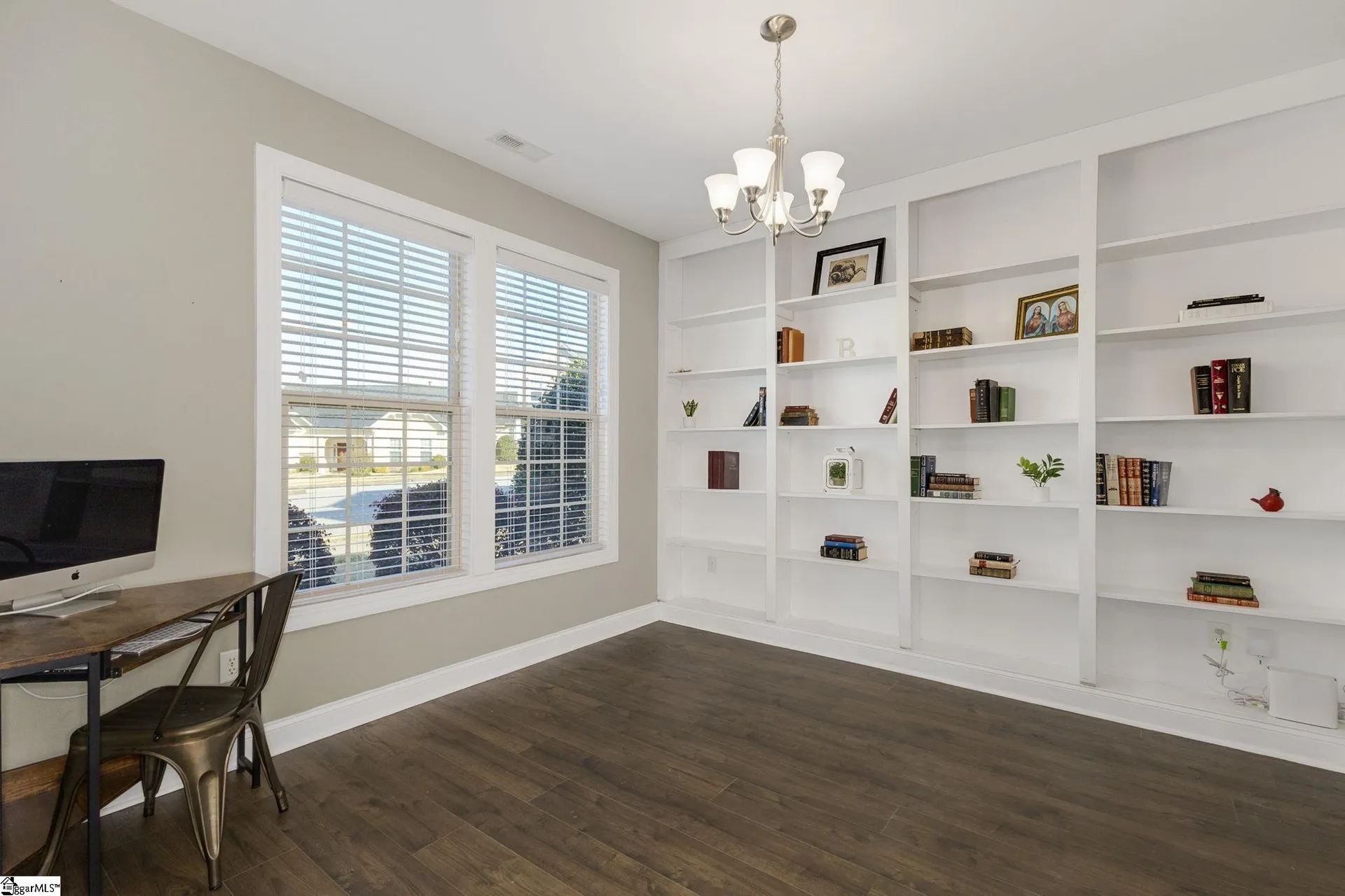 Property image 3 at 205 Wicker Park Avenue, Greer, SC 29651