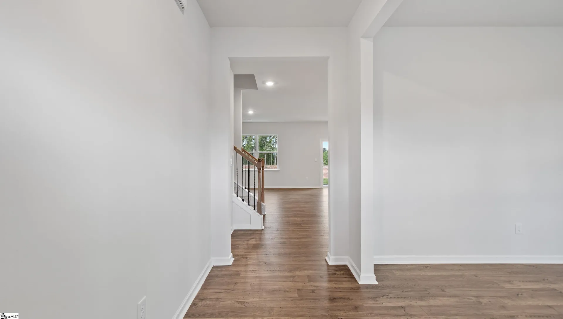 Property image 5 at 109 Depot Circle, Greenwood, SC 29646
