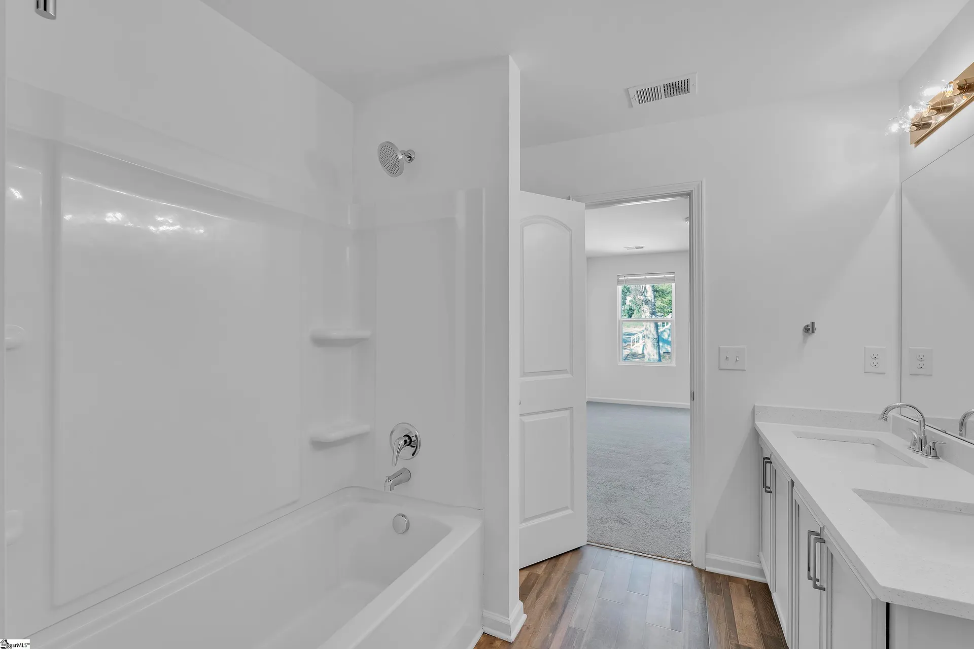 Property image 4 at 16 E Street, Greenville, SC 29611