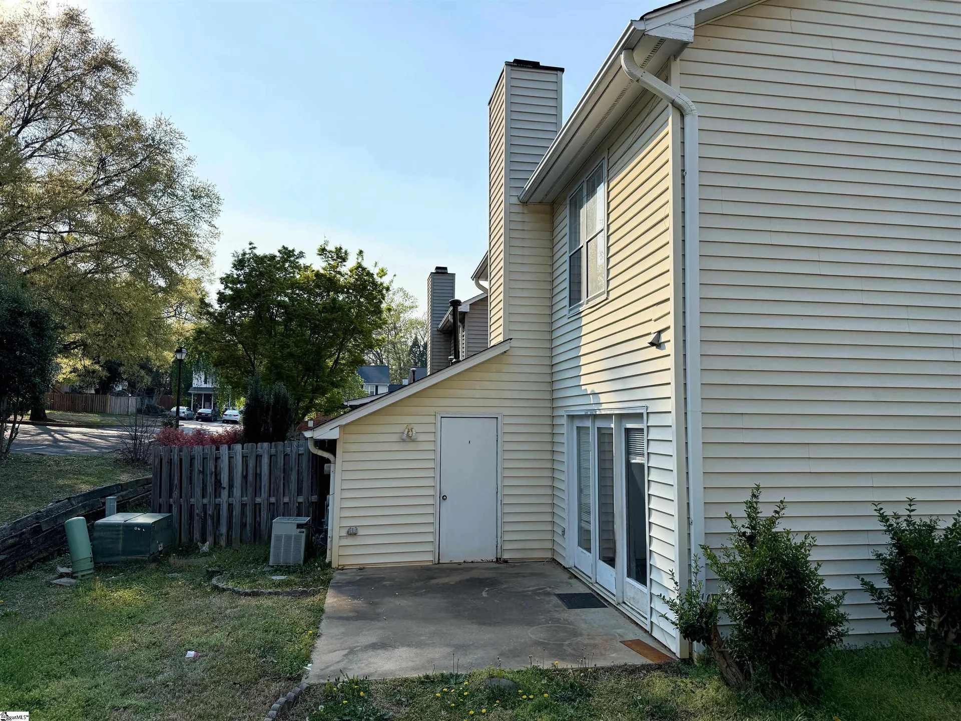 Property image 2 at 16 Somersett Drive, Spartanburg, SC 29301-6532