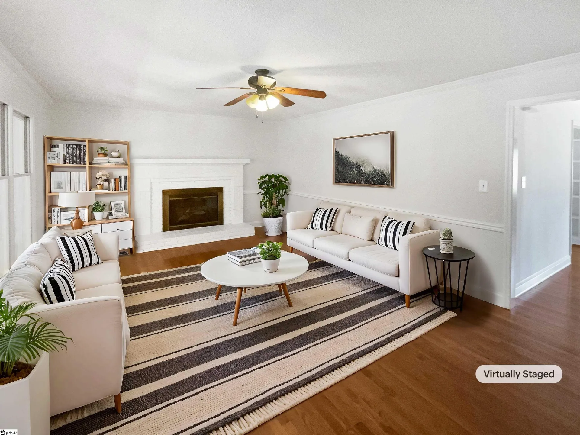 Property image 2 at 909 Burkshire Court, Spartanburg, SC 29301