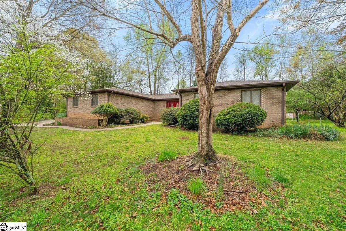 Property image 3 at 106 Clingmore Court, Simpsonville, SC 29681