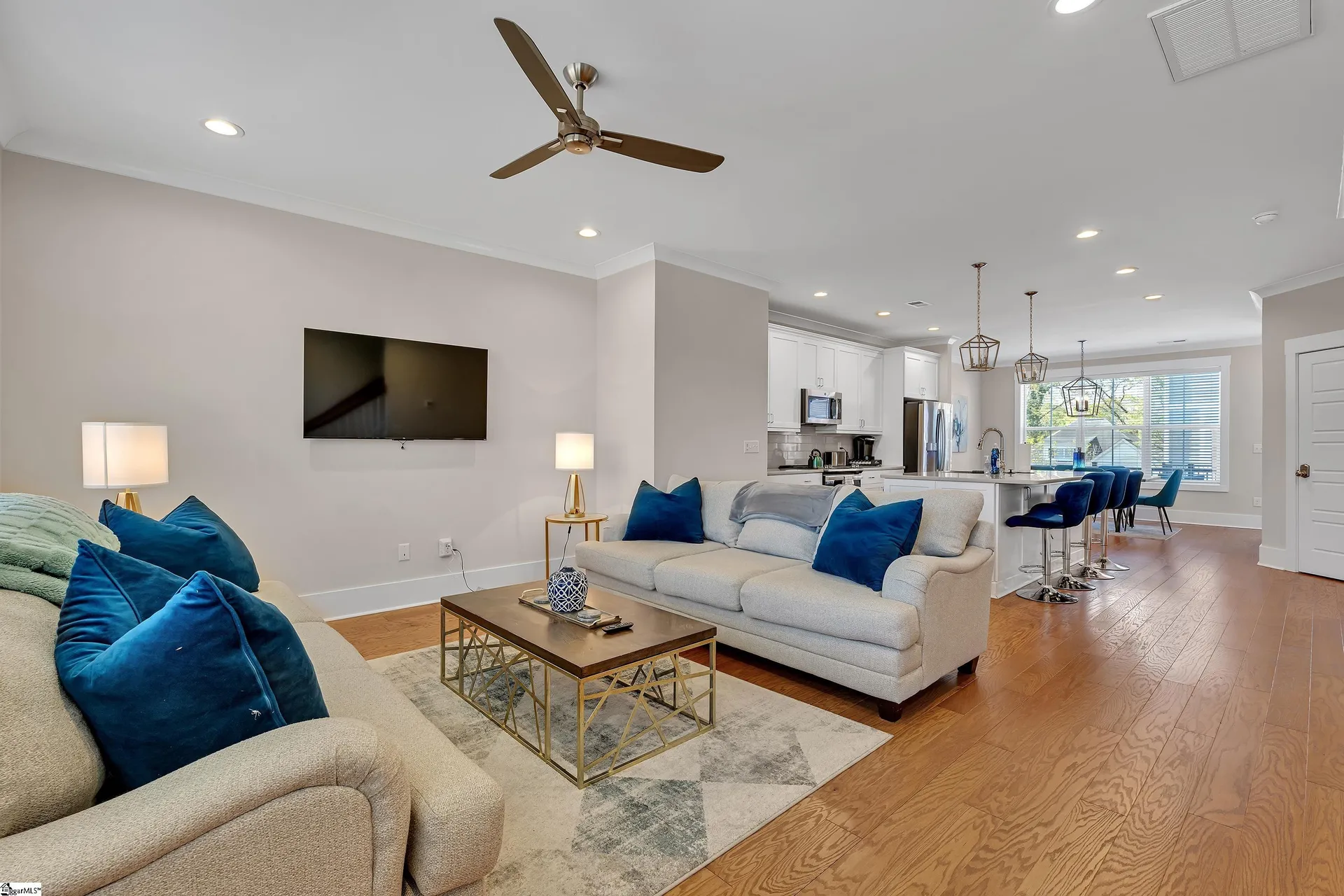 Property image 4 at 307 Pete Hollis Boulevard, Greenville, SC 29601
