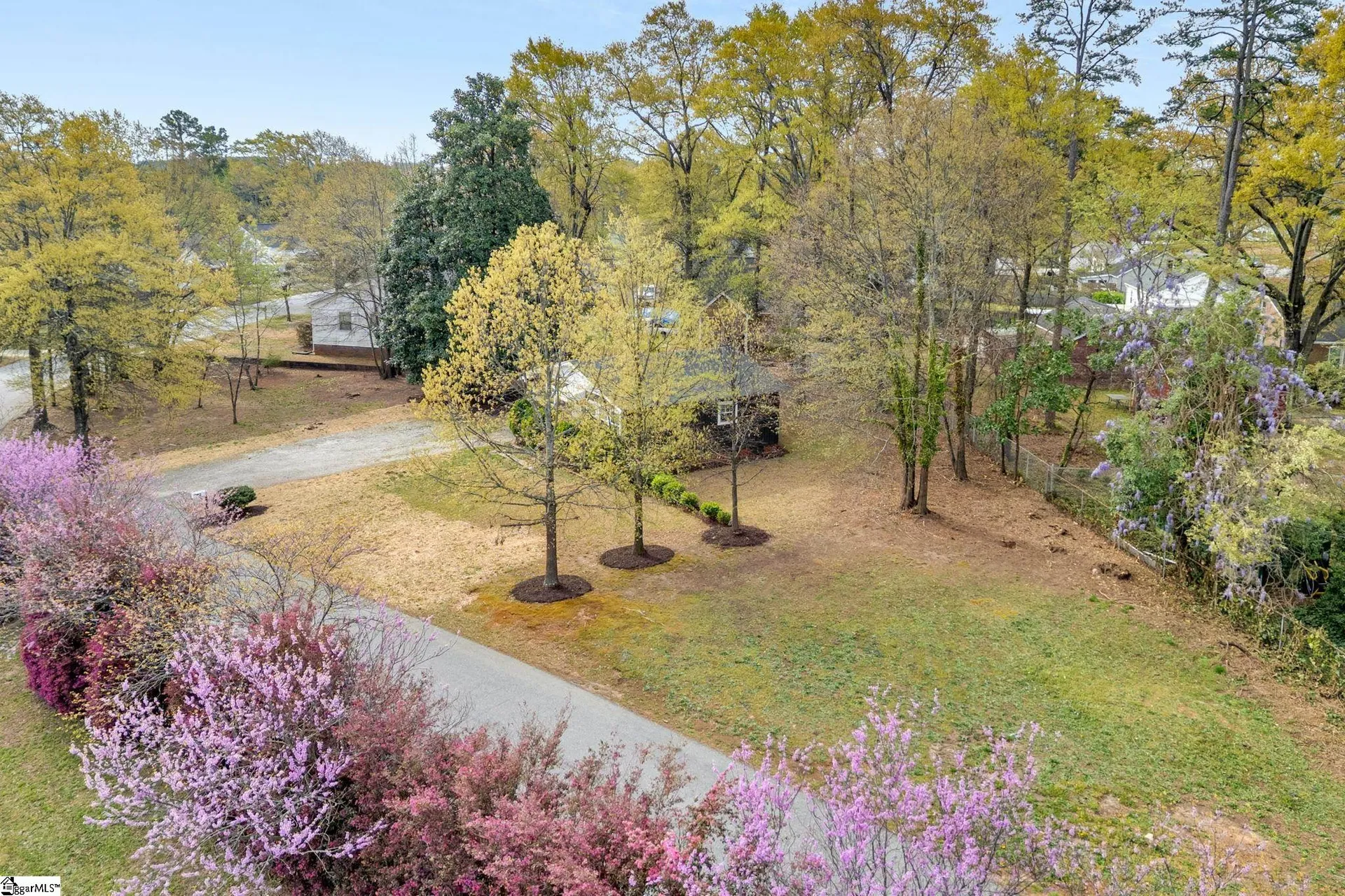 Property image 2 at 12 Fore Avenue, Greenville, SC 29607-3218