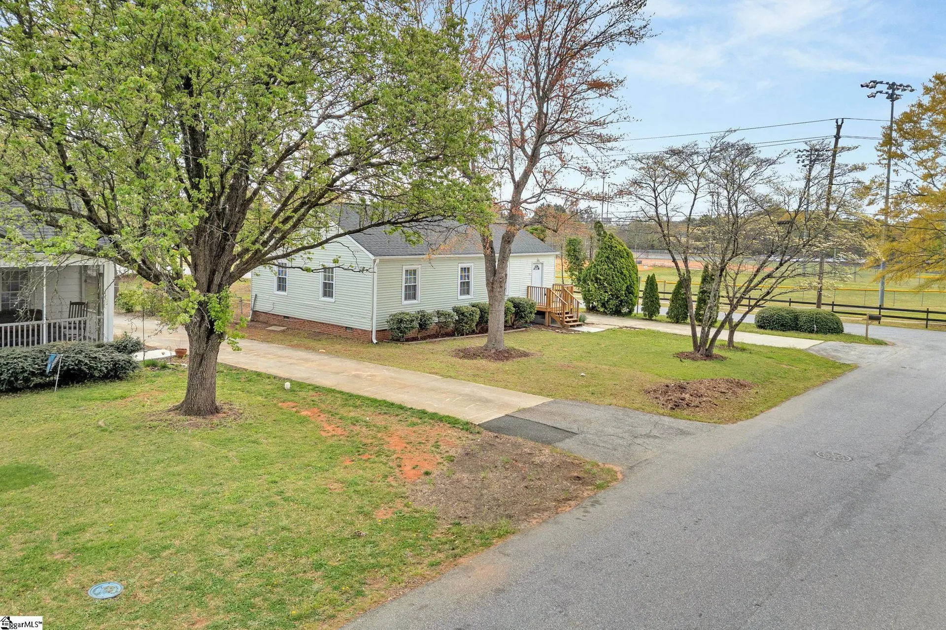 Property image 2 at 29 Fore Avenue, Greenville, SC 29607-3217