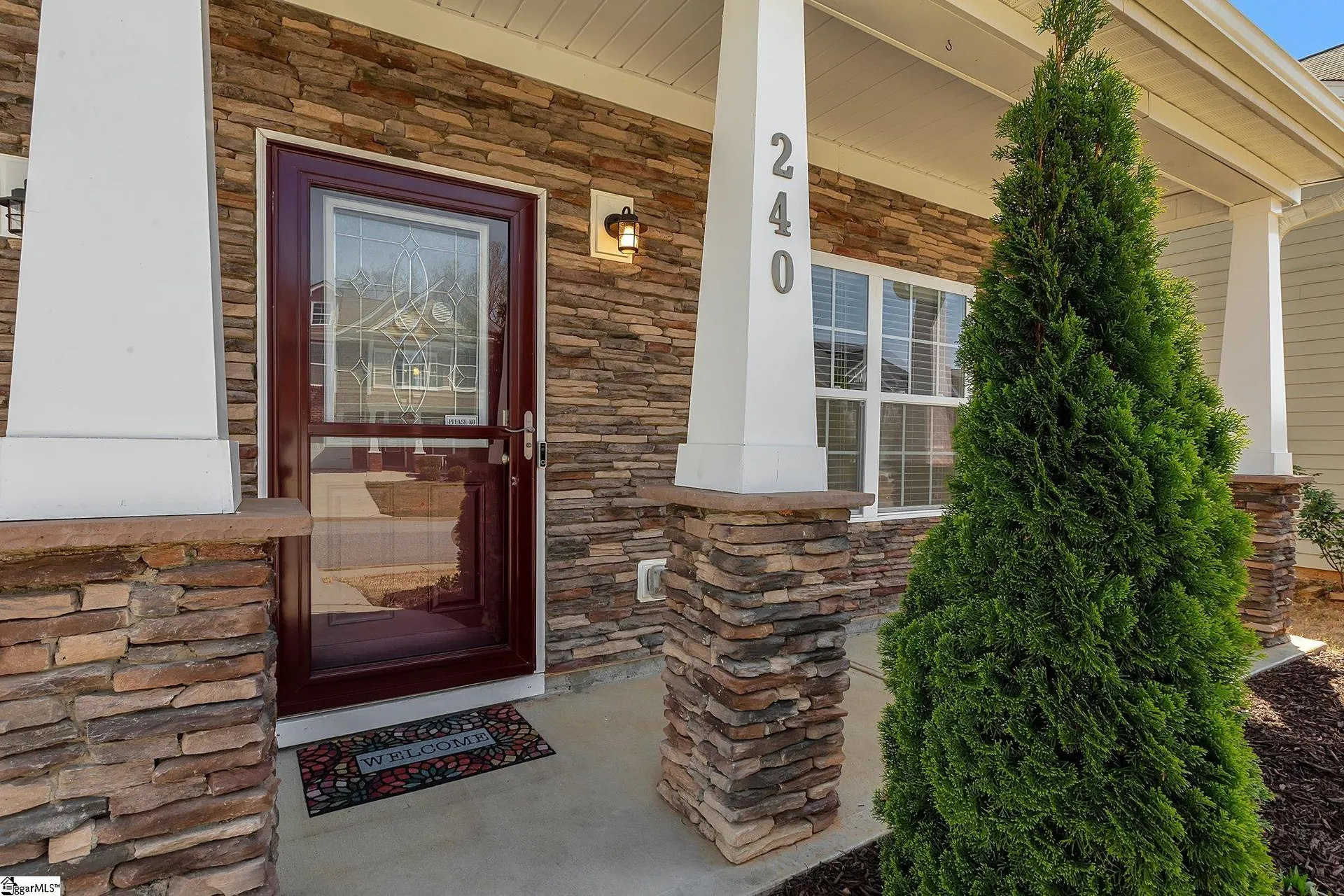 Property image 2 at 240 Elmhaven Drive, Simpsonville, SC 29681