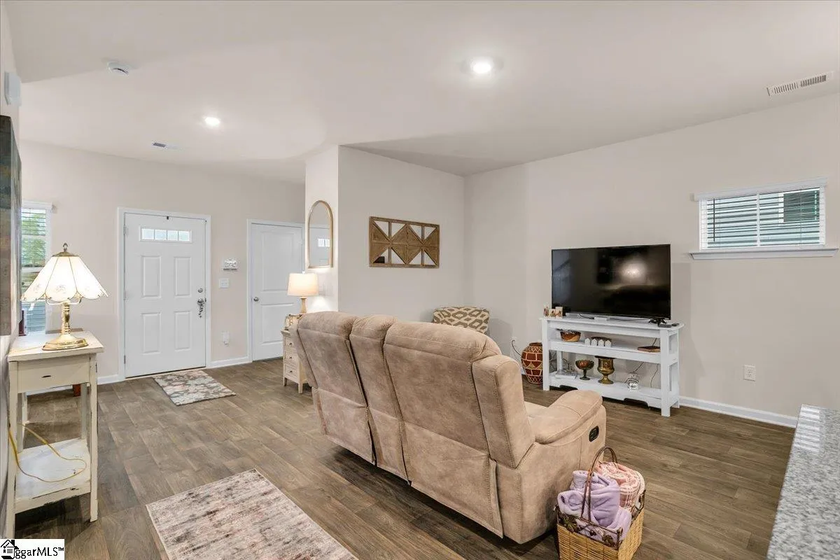 Property image 4 at 101 Foundation Way, Simpsonville, SC 29681