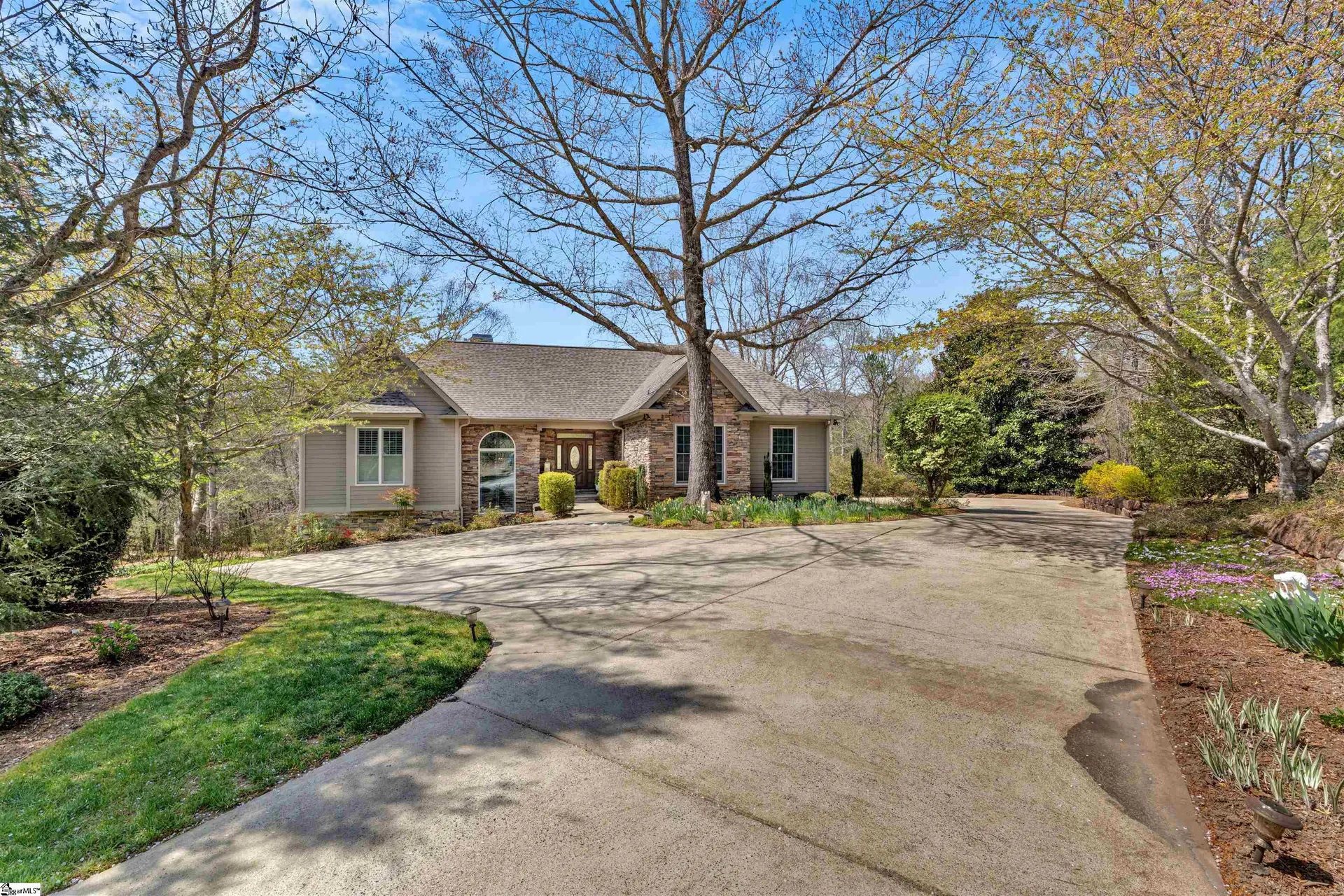 Property image 2 at 132 Courseview Way, Travelers Rest, SC 29690
