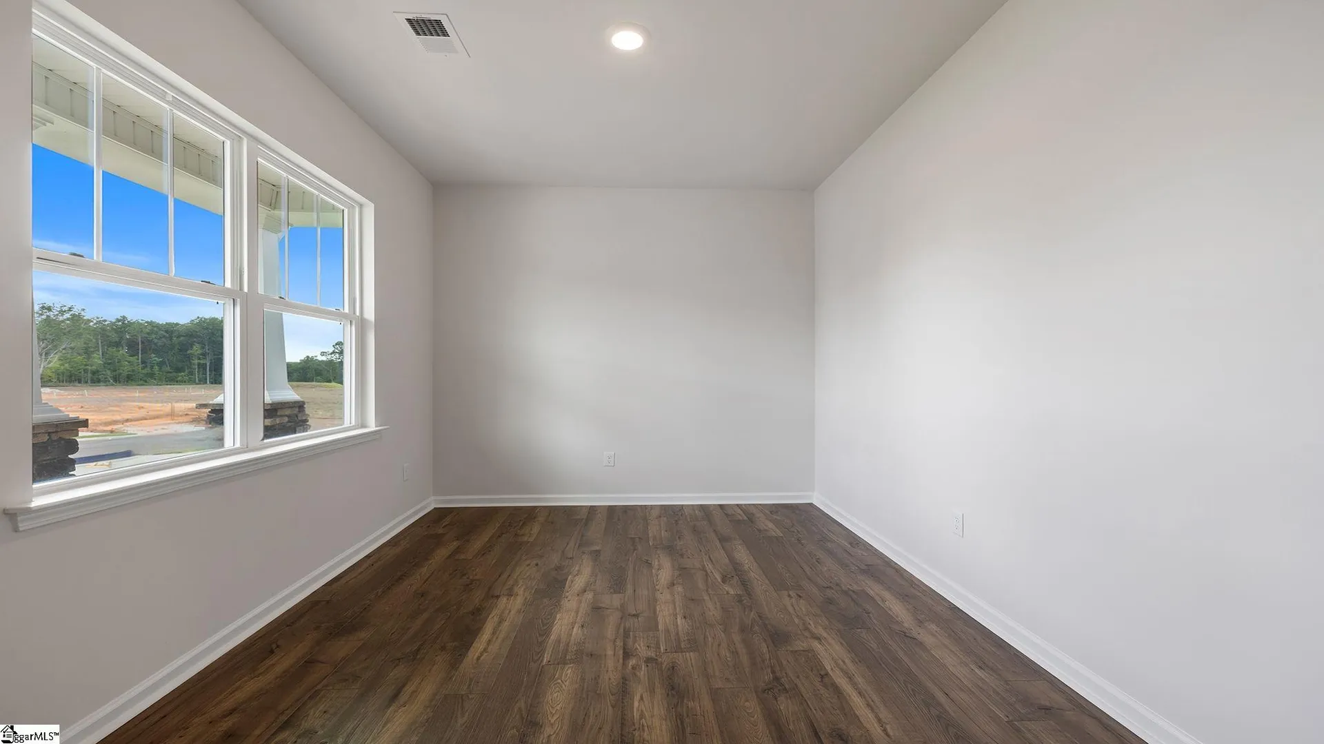 Property image 4 at 110 Depot Circle, Greenwood, SC 29646