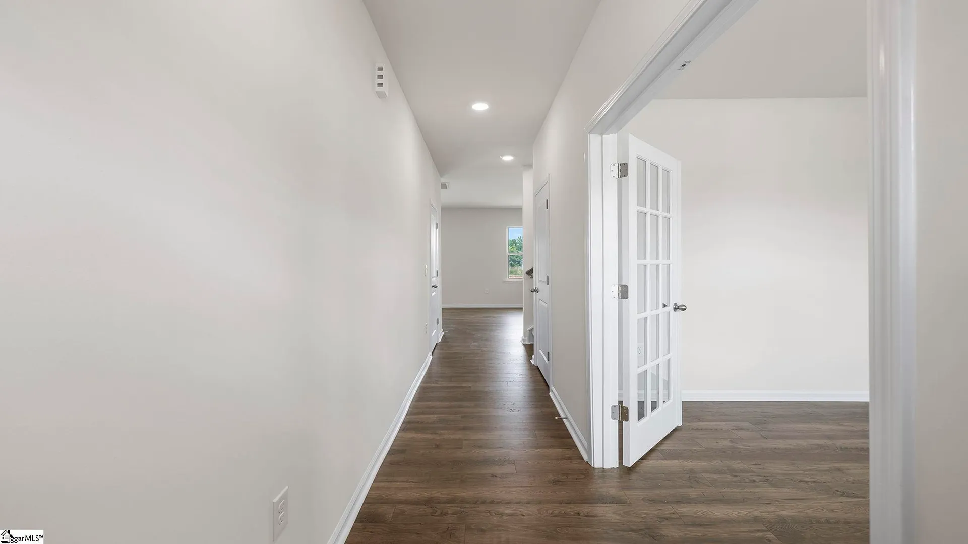 Property image 2 at 1110 White Willow Drive, Spartanburg, SC 29303