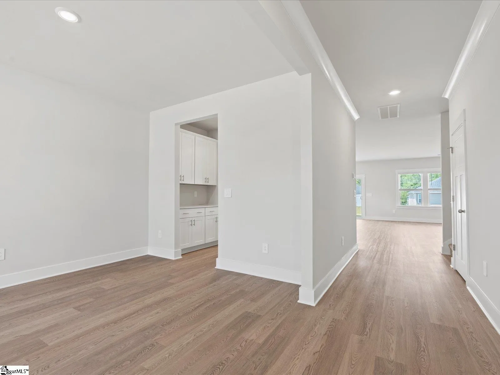 Property image 3 at 1017 Hillcraft Drive, Greer, SC 29651
