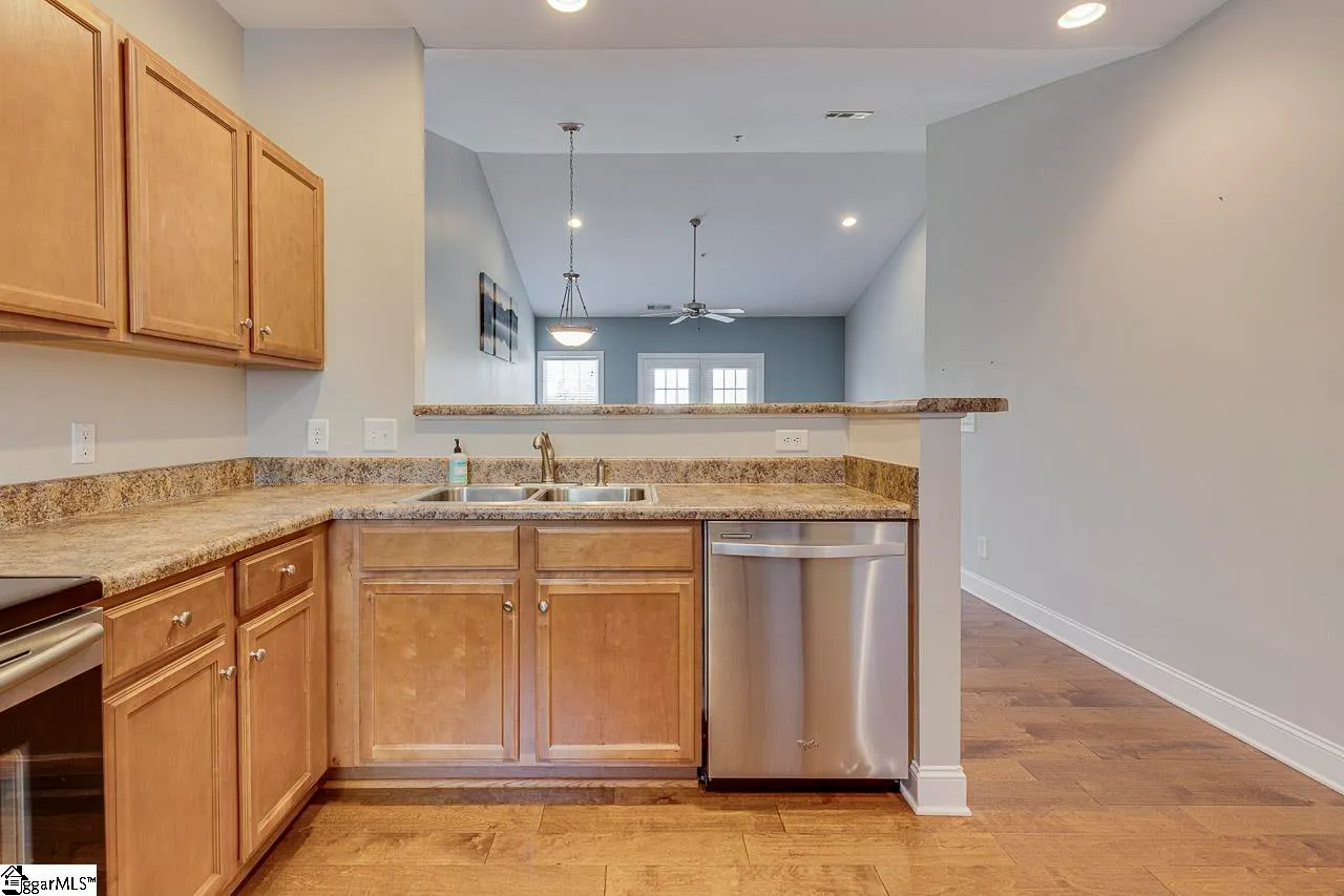 Property image 4 at 334 Easterlin Way, Greenville, SC 29607