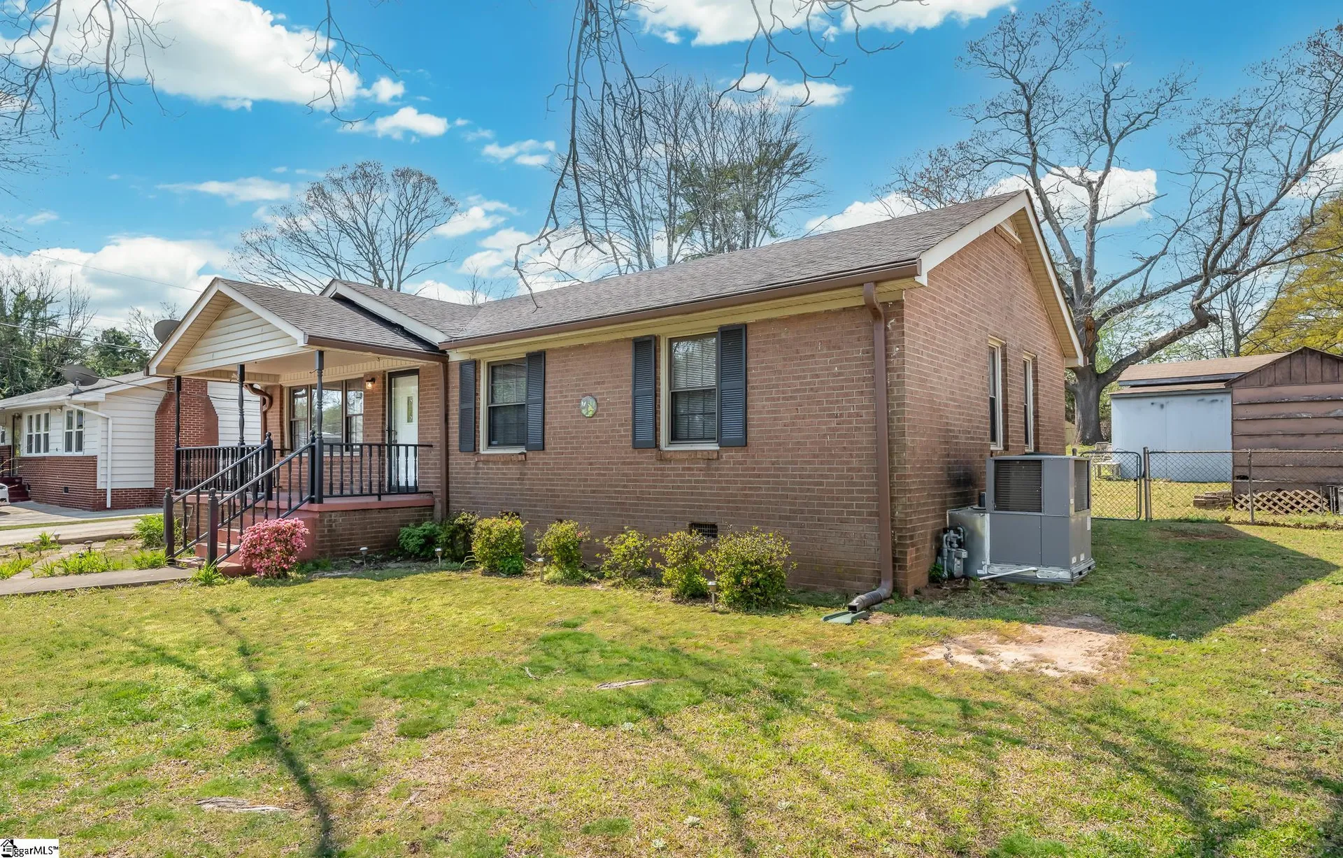 Property image 2 at 804 S Texas Avenue, Greenville, SC 29611