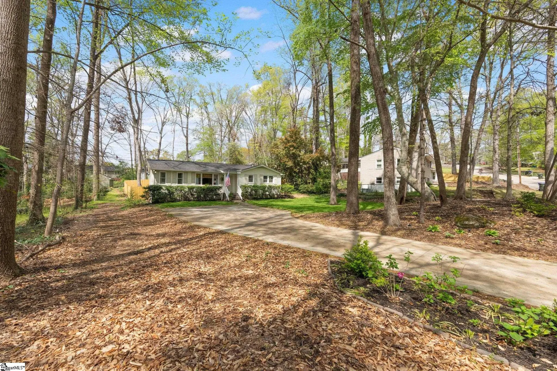Property image 5 at 10 Nottingham Road, Greenville, SC 29607