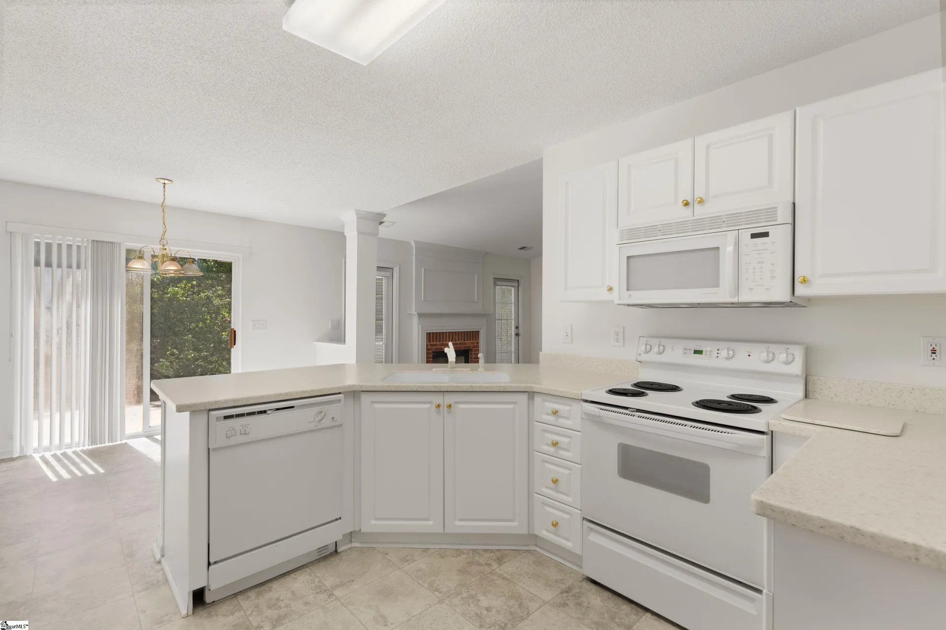 Property image 5 at 114 Cobb Hall Court, Greenville, SC 29607