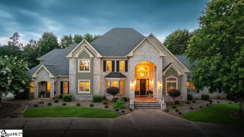 101 Rivertrail Court