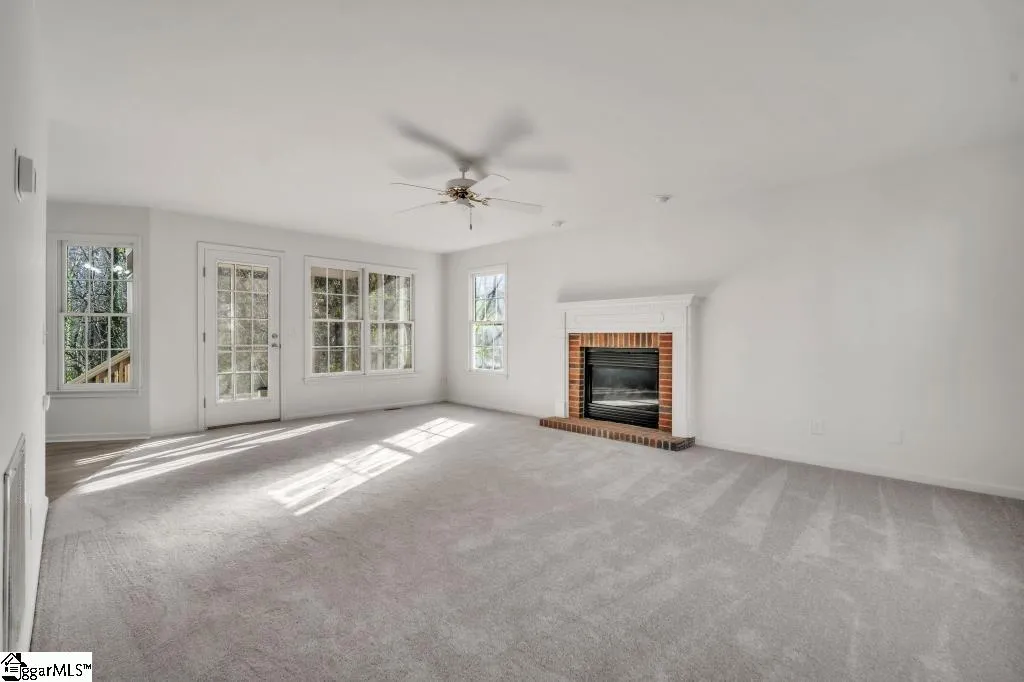 Property image 2 at 224 Ginger Lane, Taylors, SC 29687