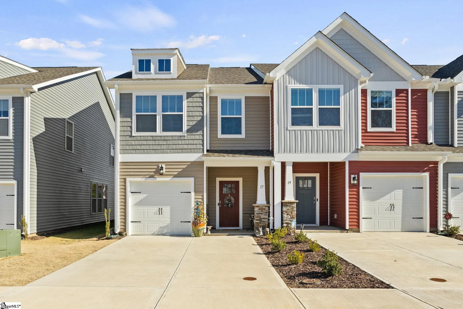 17 Starlake Road