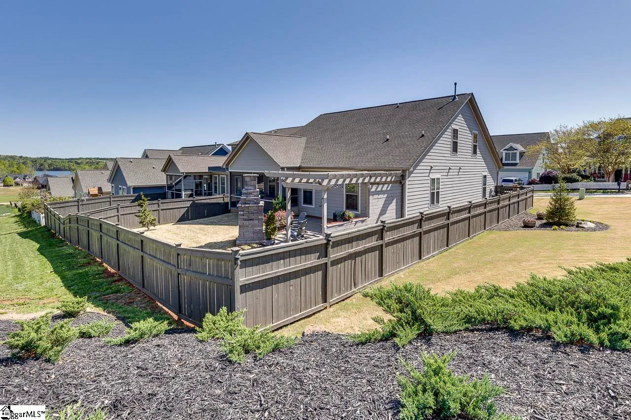 Property image 3 at 301 Farmers Market Street, Taylors, SC 29687