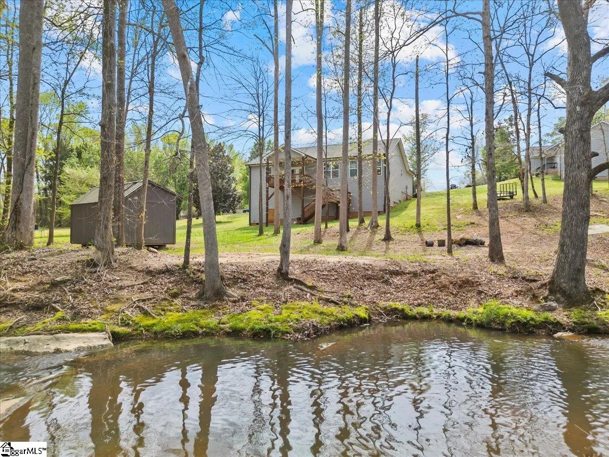 Property image 2 at 829 N Alderwood Road, Woodruff, SC 29388