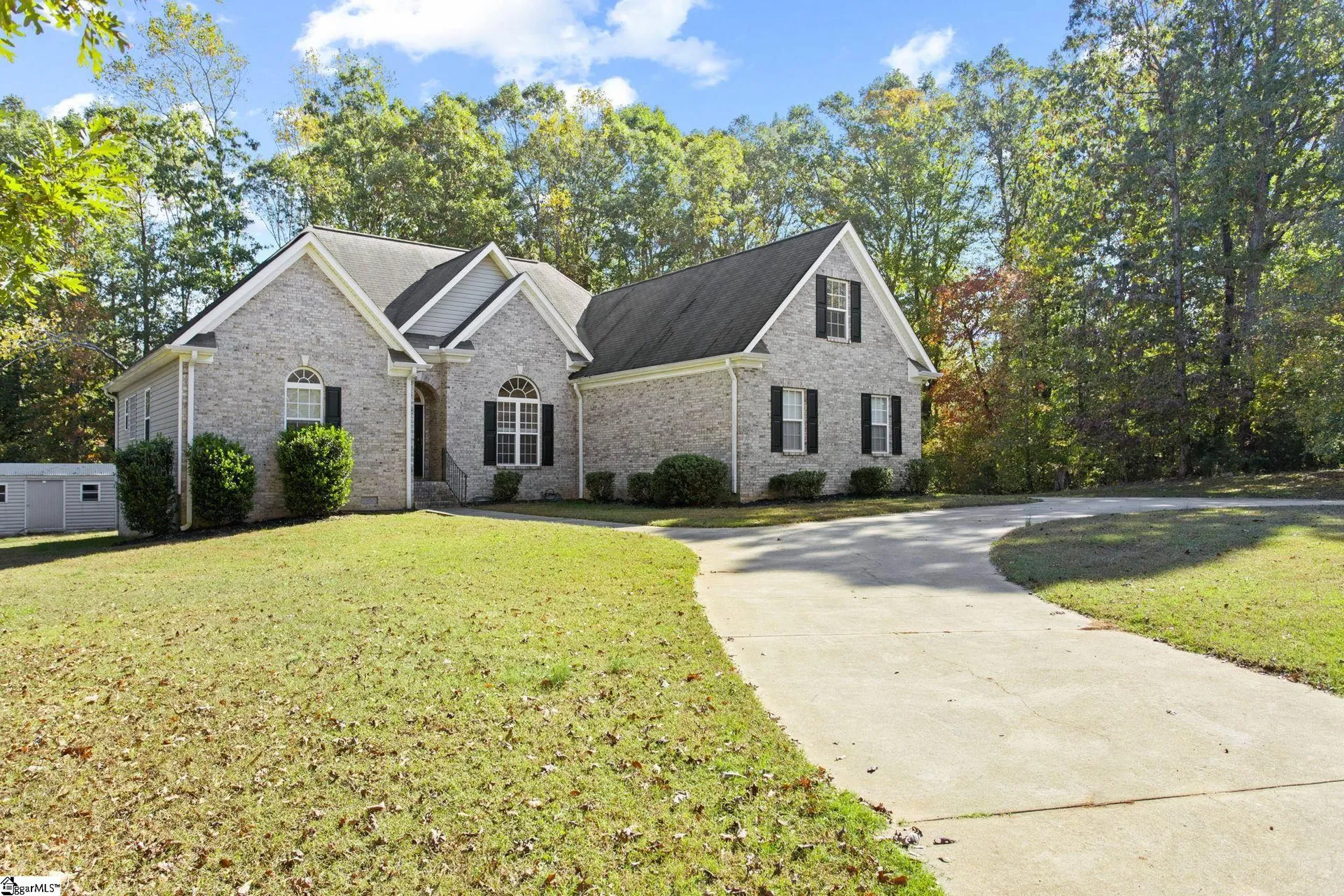 Property image 2 at 3 Yew Place, Piedmont, SC 29673