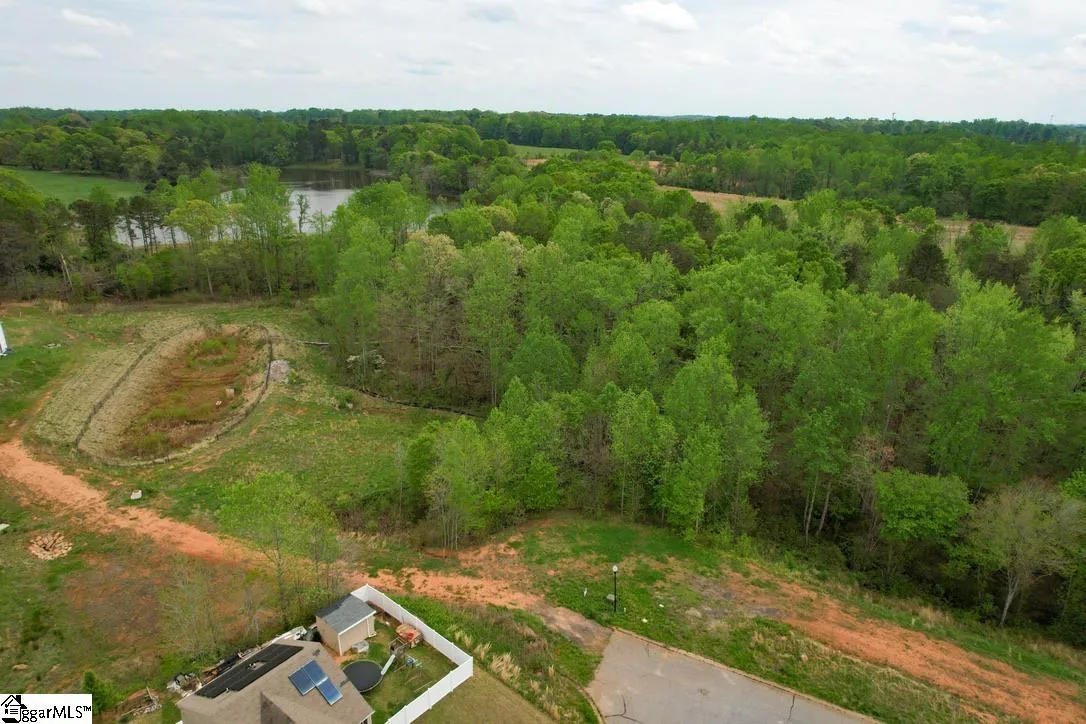 Property image 4 at 302 Oglesby Creek Lane, Boiling Springs, SC 29303