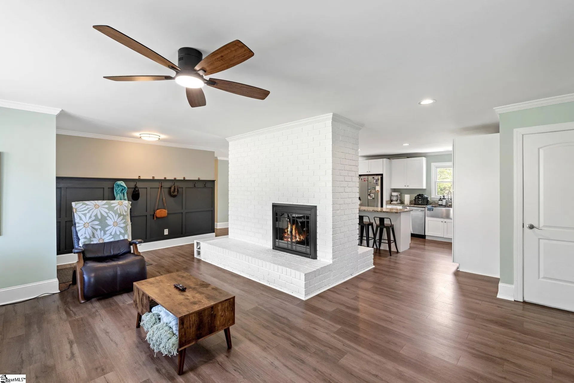 Property image 4 at 214 Azalea Court, Greenville, SC 29615